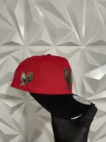 Gorra De Gallos Finos Snapback Hat Jaripeo Palenque Rooster Cap Negro Ajustable